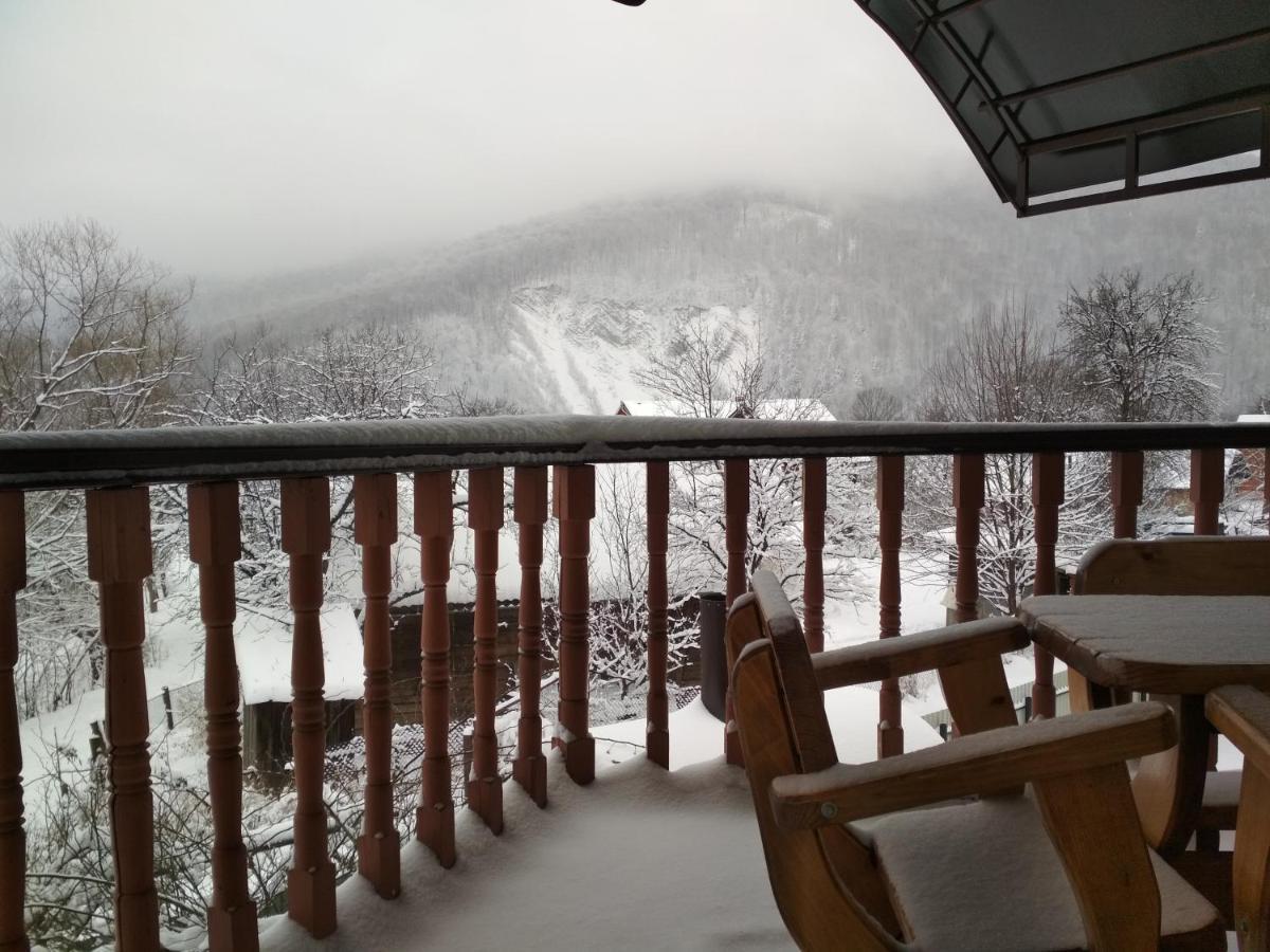 U Dida Grytsya Yaremche